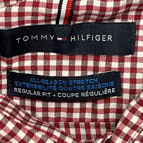 2 for $25 Men’s Tommy Hilfiger red and white checkered shirt sleeve button down - Picture 3 of 3